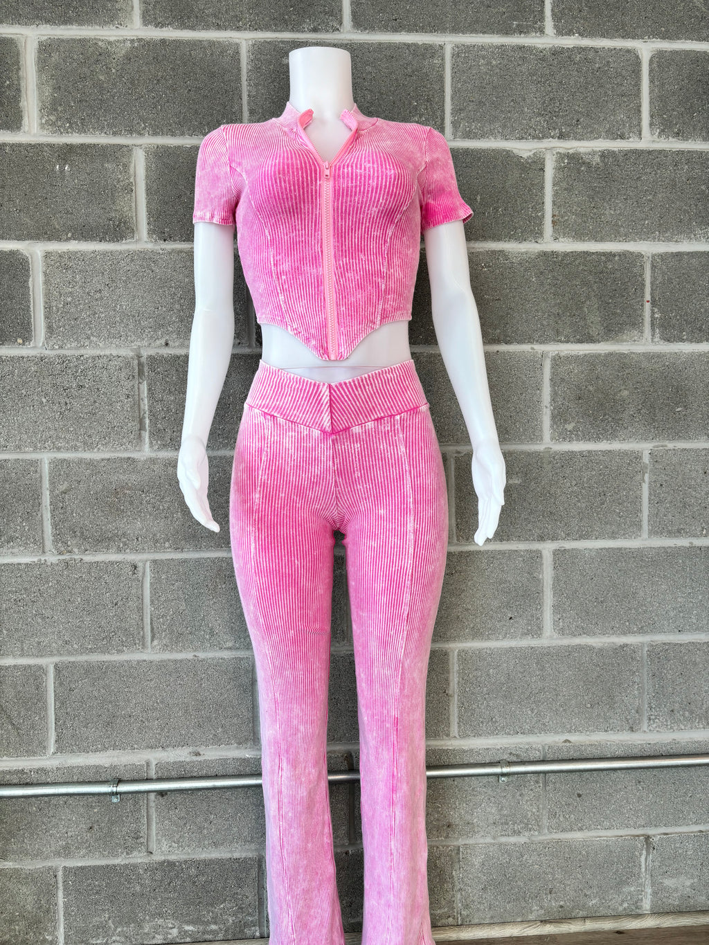 Mineral Wash Ribbed Flare Set